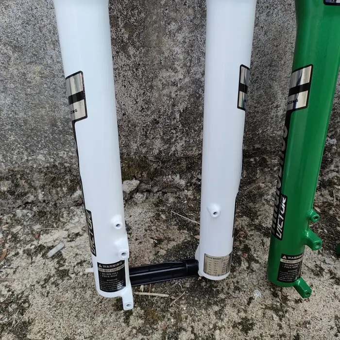 27, 5 pouces VTT Suspension pneumatique vélo fourche avant Double épaule 180mm voyage vélos