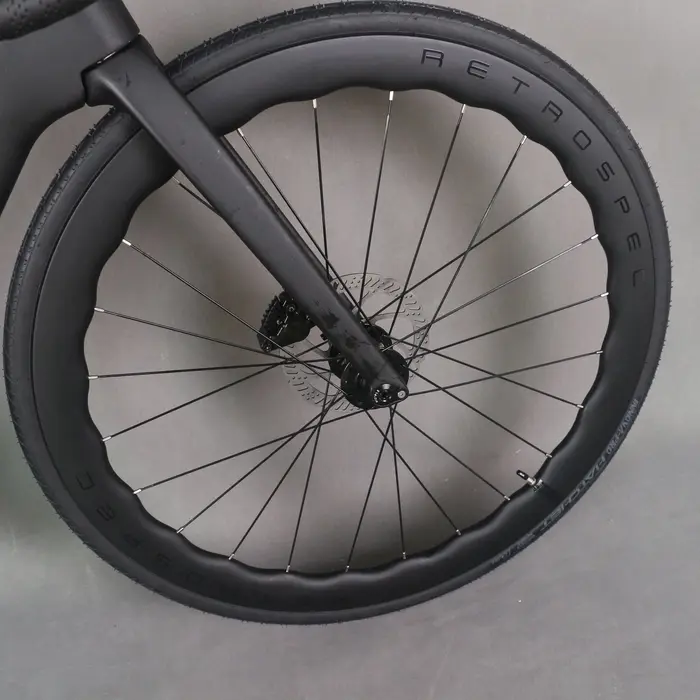 NOUVEAU vélo de route entièrement en carbone léger avec groupe électronique sans fil WheelTop et roues