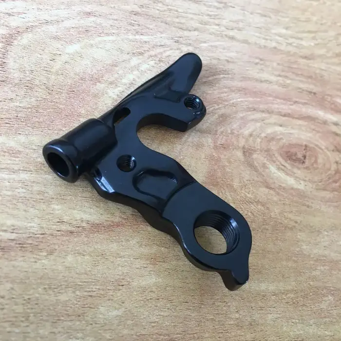 Support de dérailleur de vélo avec vis