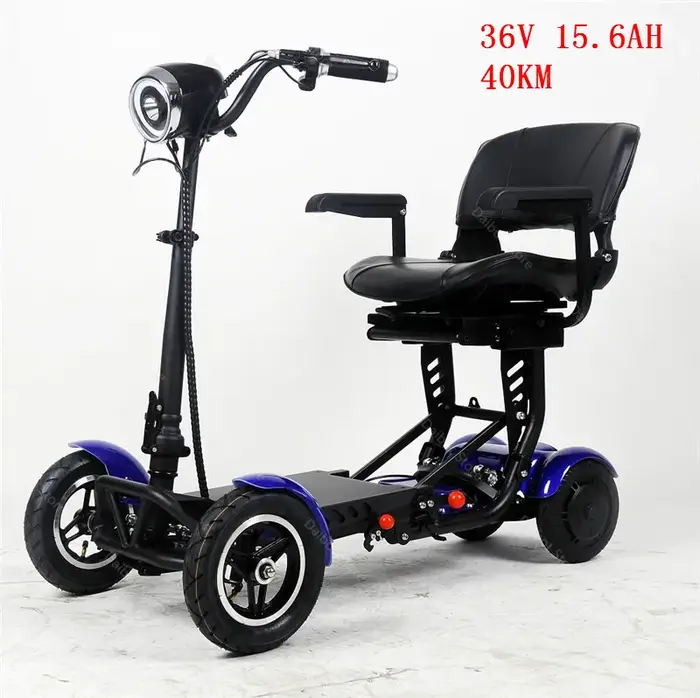Trottinette électrique pliable à quatre roues pour personnes âgées