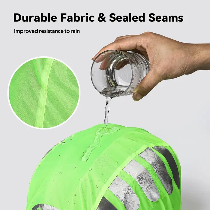 Housse de pluie pour casque de vélo en polyester imperméable et coupe-vent avec bandes réfléchissantes haute visibilité pour sécurité et confort urbain