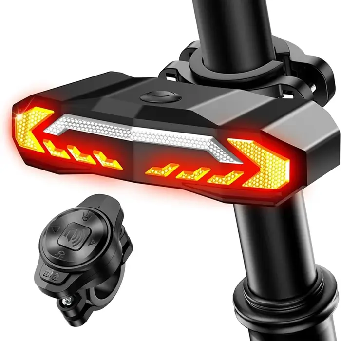 Feu arrière de vélo intelligent avec clignotant et feu stop