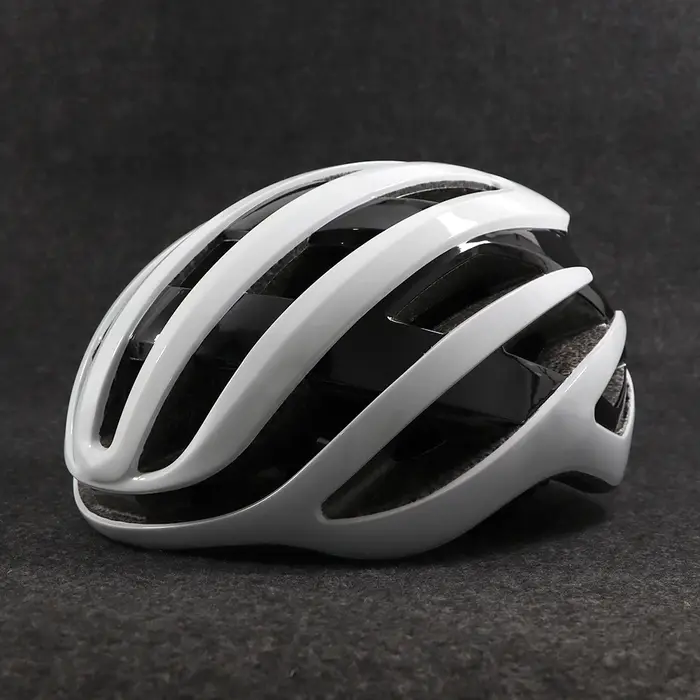 Casque de vélo ultraléger