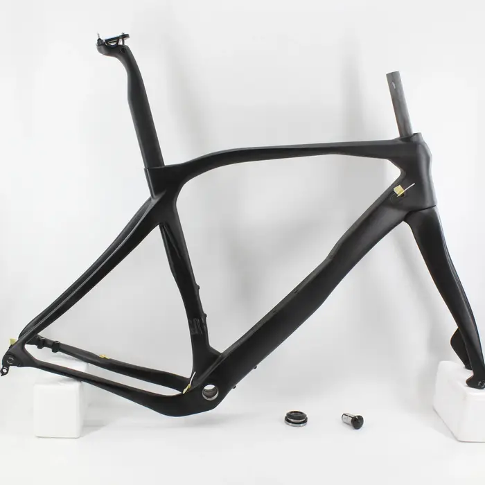 700c Cyclocross voyage gravier vélo de route mat UD