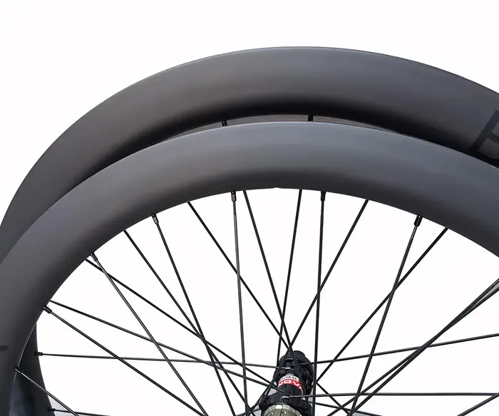 Roue à disque de gravier pour vélo de route en carbone