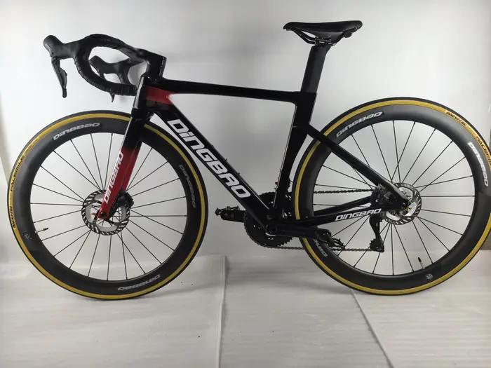 Cadre de vélo de route en carbone de haute qualité BSA 68mm support inférieur fileté tout câblage interne
