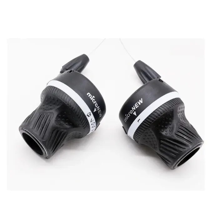 Manettes de vitesse pour vélo VTT et route Micronew 21 vitesses système de dérailleur torsion pour guidon 22,2 mm avec poignées confortables en plastique robuste