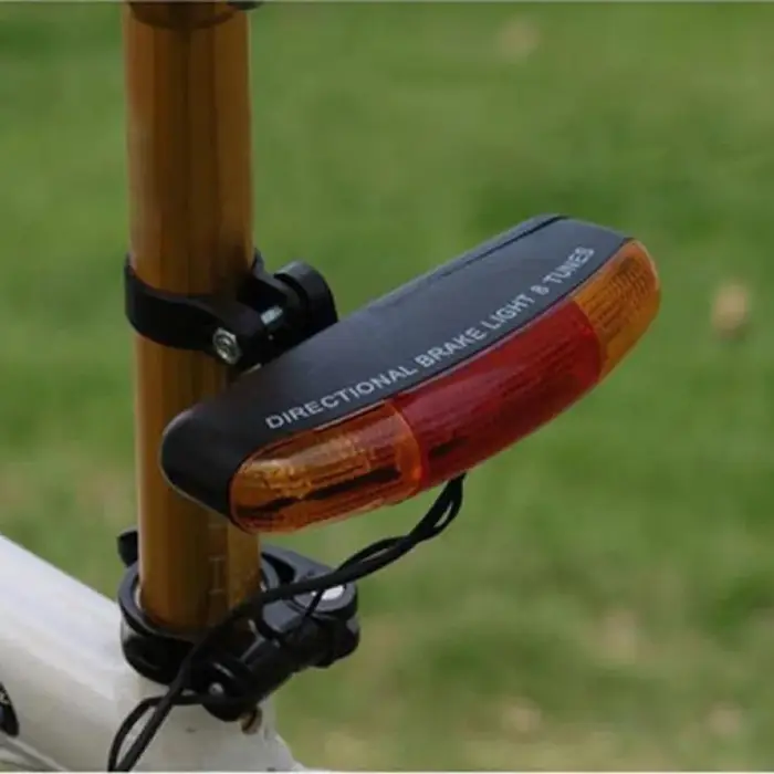 Lampe de vélo multifonctionnelle pour la sécurité dans l'obscurité