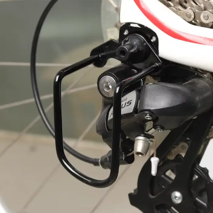 Protecteur de chaîne de dérailleur de vitesse arrière de vélo en acier réglable