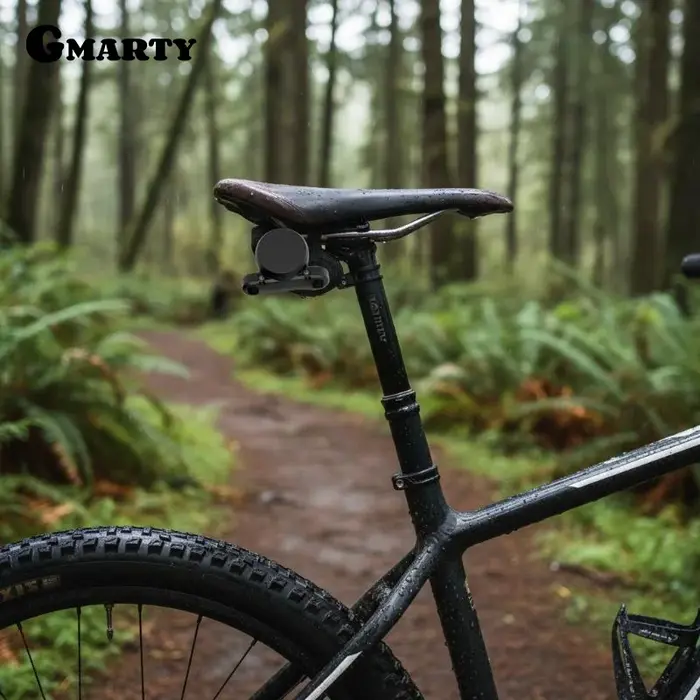 Coque de protection pour traceur de vélo