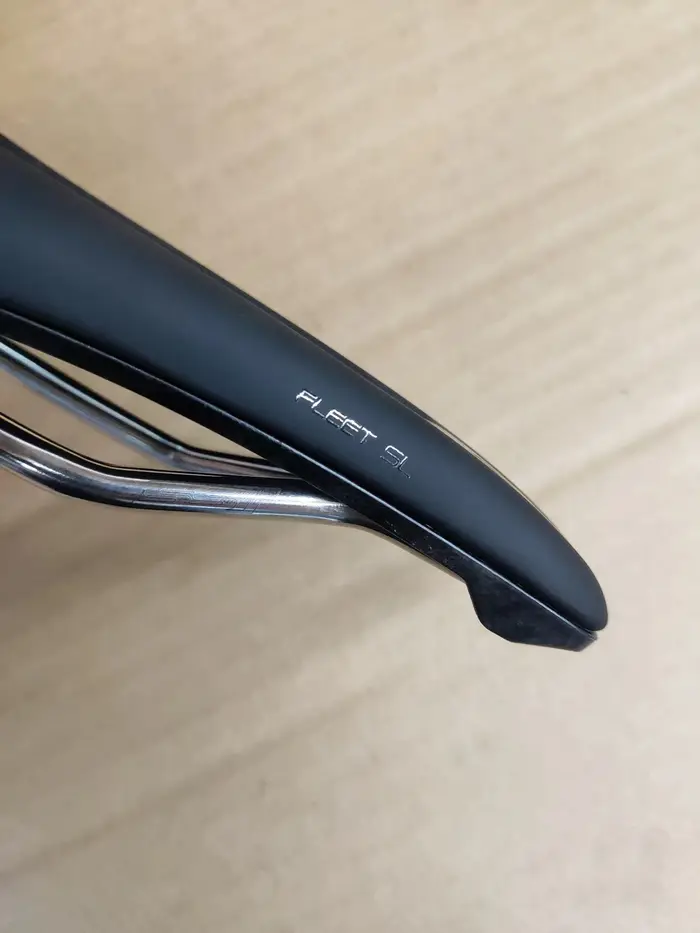 Selle gigante FLEET SL