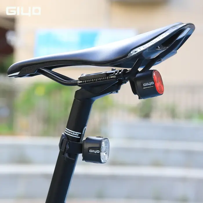 Feu arrière de sécurité pour vélo GIYO