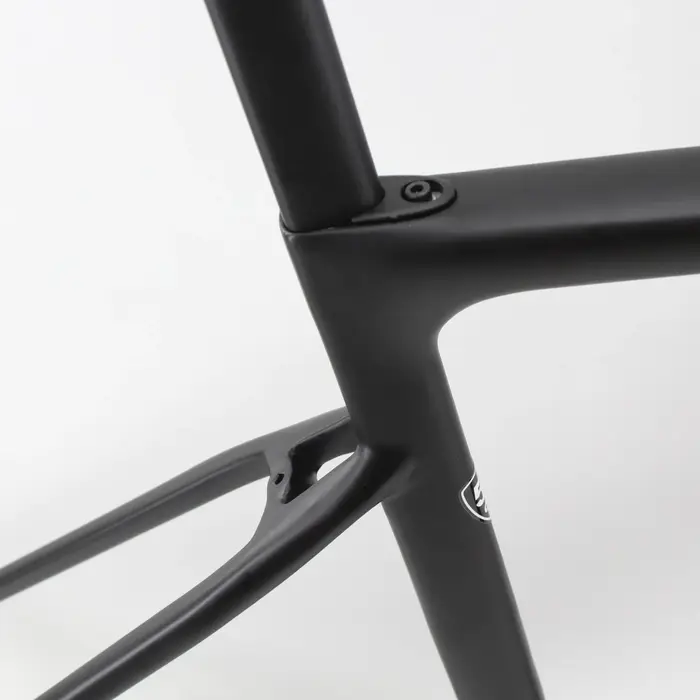 Tout nouveau vélo de route de course 700C le plus léger mat UD