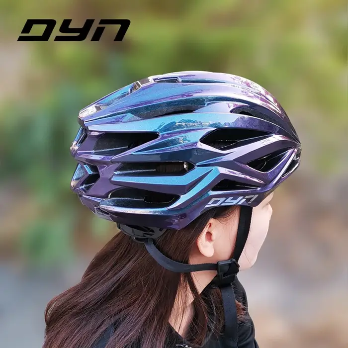 DYN CARTOS Casque de cyclisme ultraléger moulé intégralement pour VTT, casque de vélo respirant pour hommes et femmes, casque de sécurité pour le sport