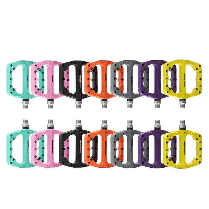 Pédales en nylon RIRO pour vélo