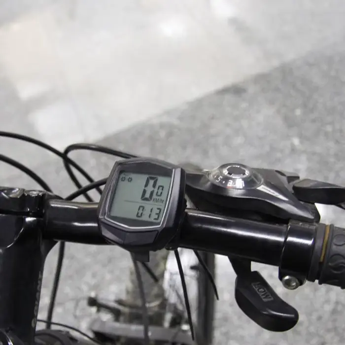 Ordinateur de vélo filaire