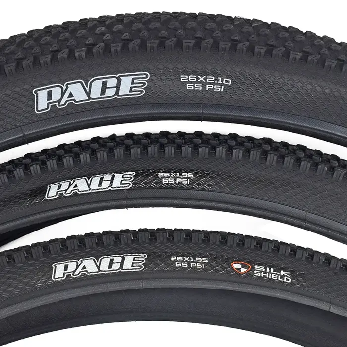 2 pneus de vélo MAXXIS 26