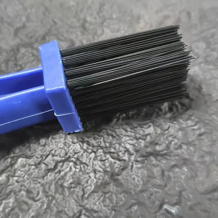 Brosse de nettoyage pour chaîne de vélo | Outil