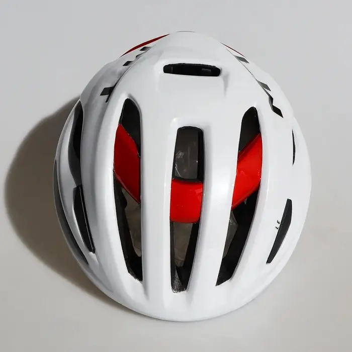 Casque de vélo de route ultraléger