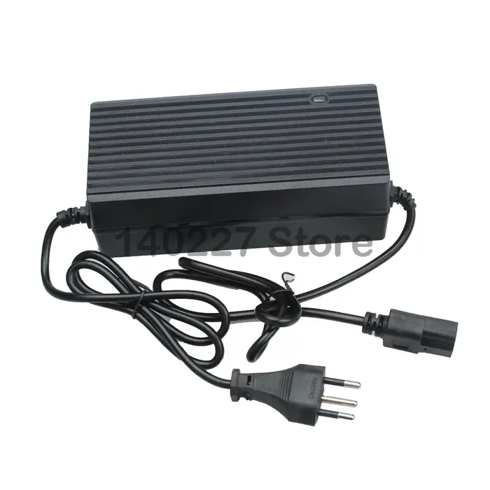 Pour Citycoco chargeur de batterie de Scooter électrique 67.2V alimentation 3A