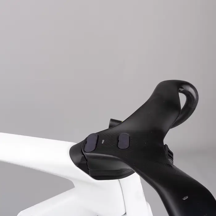 2026 dernière annonce cadre en carbone cadres de vélo de route y1rs se concentrent sur les performances aérodynamiques et le confort d'équitation frein à disque 700C