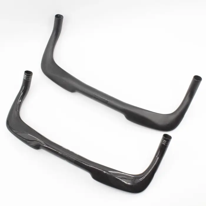 Nouveau guidon de vélo de route en carbone 3K