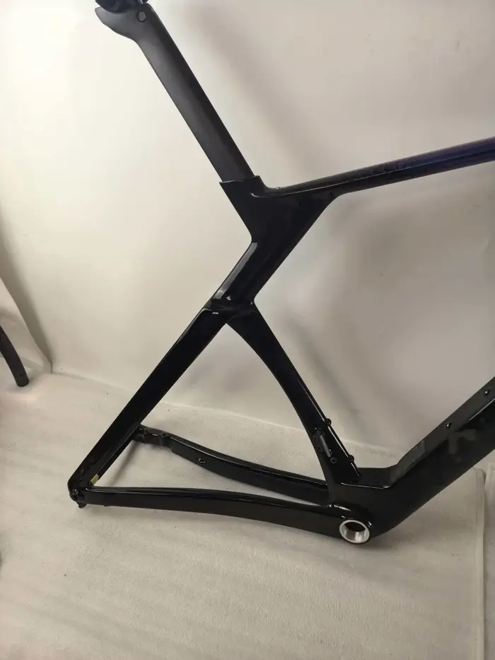 Nouveau cadre de vélo de route Y1RS en carbone