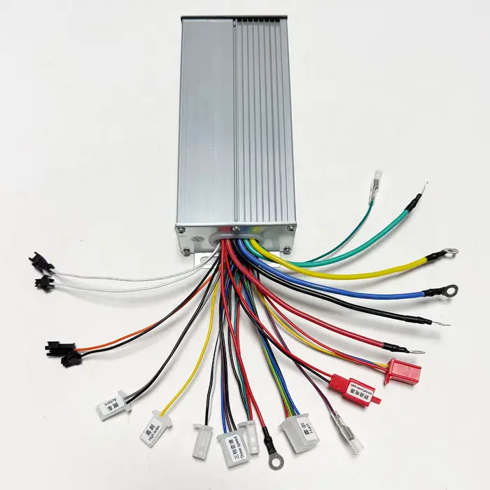 Contrôleur de vélo électrique 48V 60V 72V 1000W 1500W 2000W MAX 45A 18