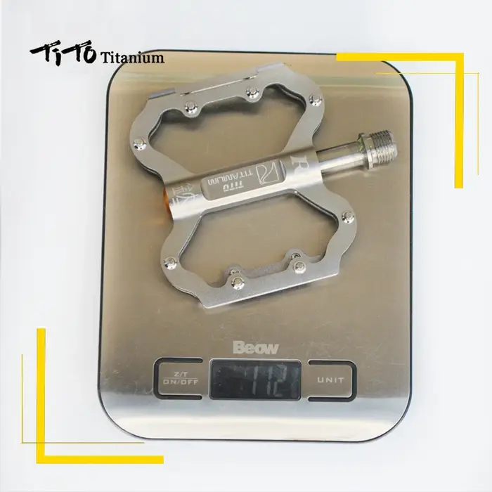 Pédale de vélo ultralégère en titane TiTo