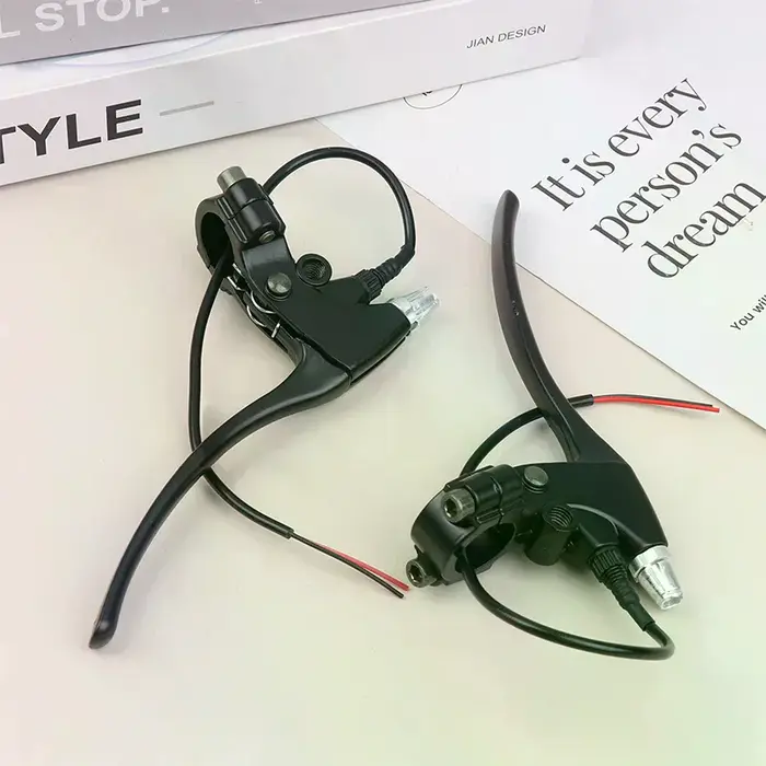 1 paire de leviers de frein arrière de vélo électrique