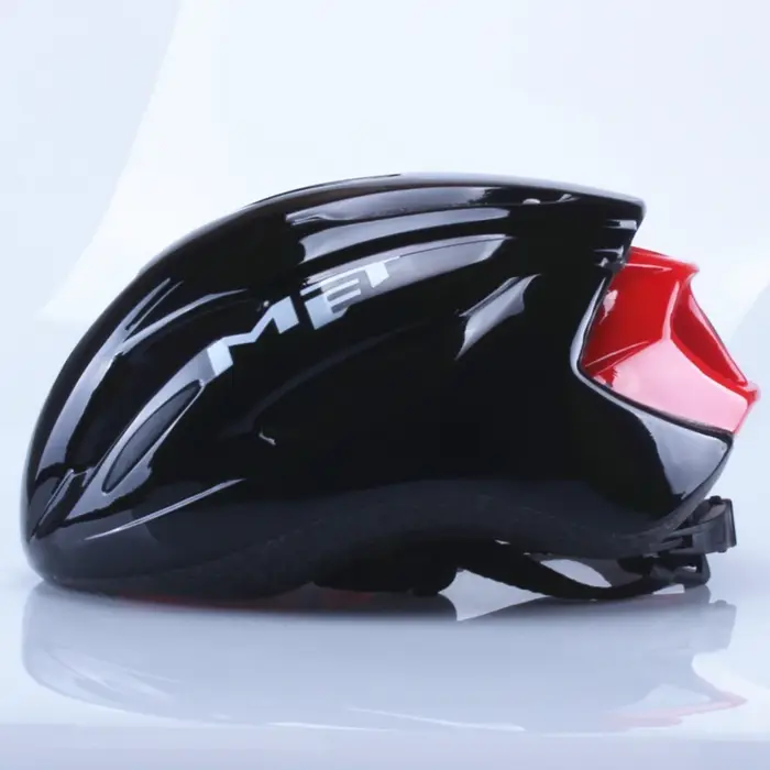 Casque de vélo de route et VTT MET