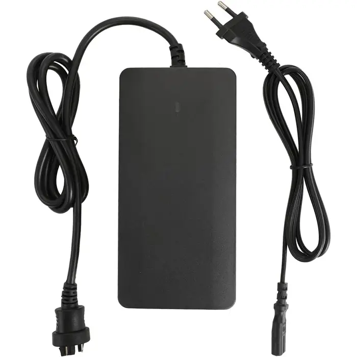 Chargeur 4A pour batterie Bosch 36V