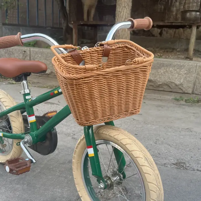 Panier avant de vélo avec sangles en cuir réglables