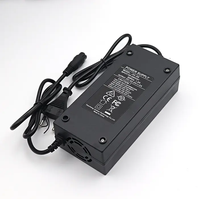 Chargeur universel de batterie au Lithium pour vélo électrique