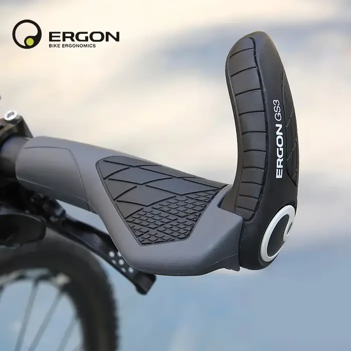 Poignées de vélo VTT Ergon GS3-L GS10EVO en caoutchouc souple et alliage d'aluminium antidérapantes avec bar-end 100mm et verrouillage 5Nm pour cyclisme montagne blanc jaune