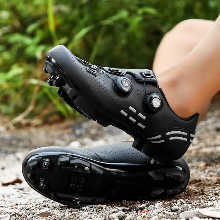 Chaussures de cyclisme en carbone pour femmes et hommes
