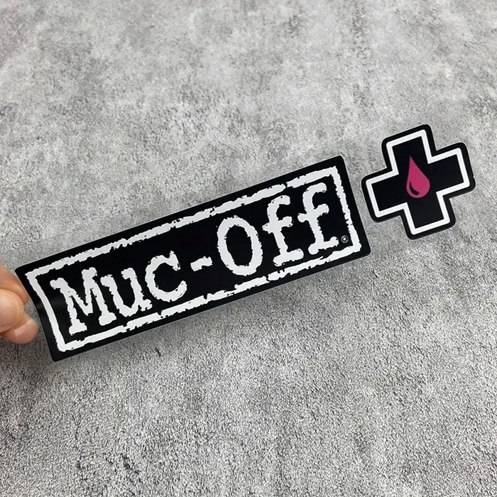 1PC Muc - Off Brand Decals - Ensemble d'autocollants avec logo "Muc - Off" et icônes de gouttelettes