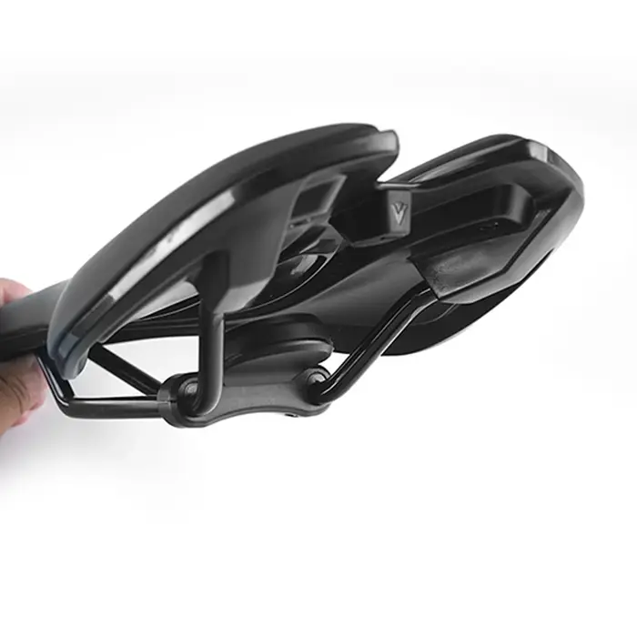 Coque de protection pour traqueur de vélo