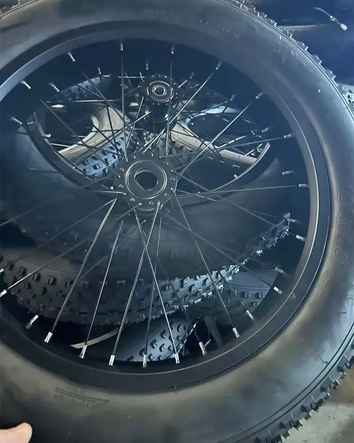 Roue de vélo à trois roues de 20 pouces * 4.0 / Roue de vélo tout-terrain / Roue gauche / droite à 36 trous
