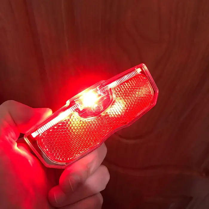 Lampe de vélo Electrolux T1