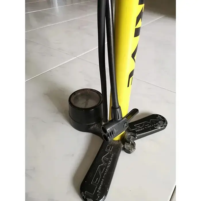 Adaptateur de Buse de Pompe à Vélo à Double Tête