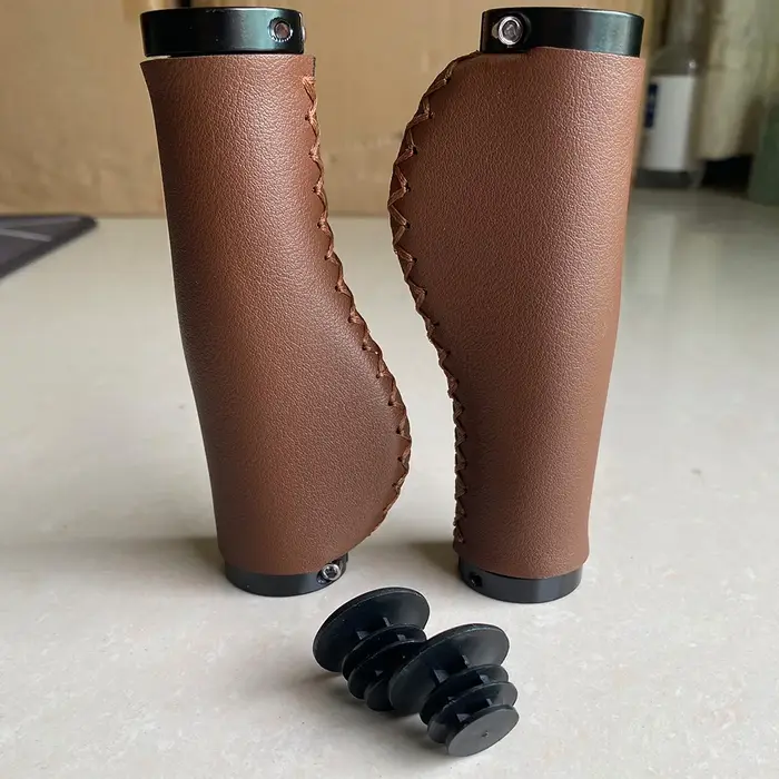 Housse de guidon de vélo en simili cuir marron foncé