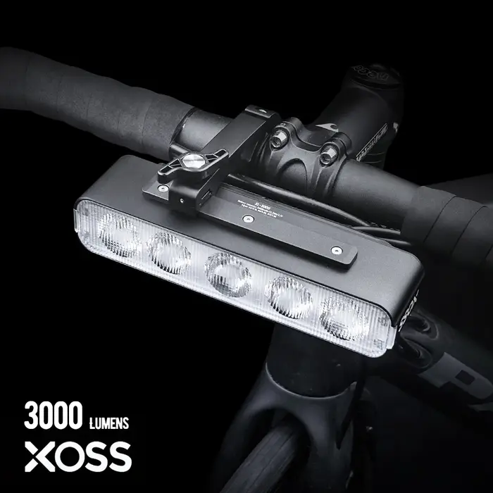 Phare de vélo XOSS XL3000