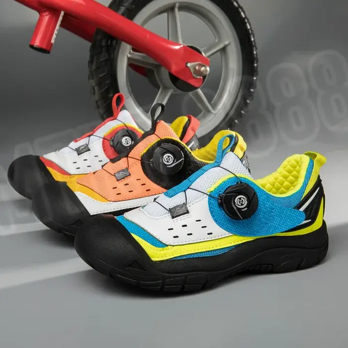 Chaussures de cyclisme pour enfant