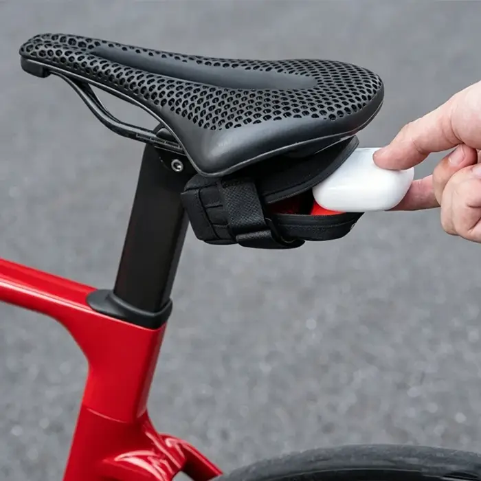 Sacoche de selle de vélo en polyester et PU compacte pour VTT et cyclisme urbain avec fixation universelle pour petits objets