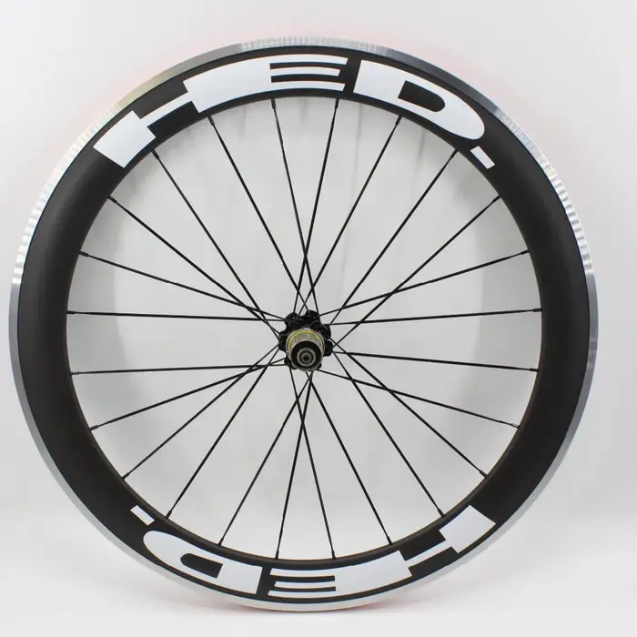 Paire de roues de vélo de route en carbone UD mat