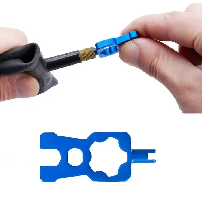 Outil de réparation de valve de vélo portable 4 en 1