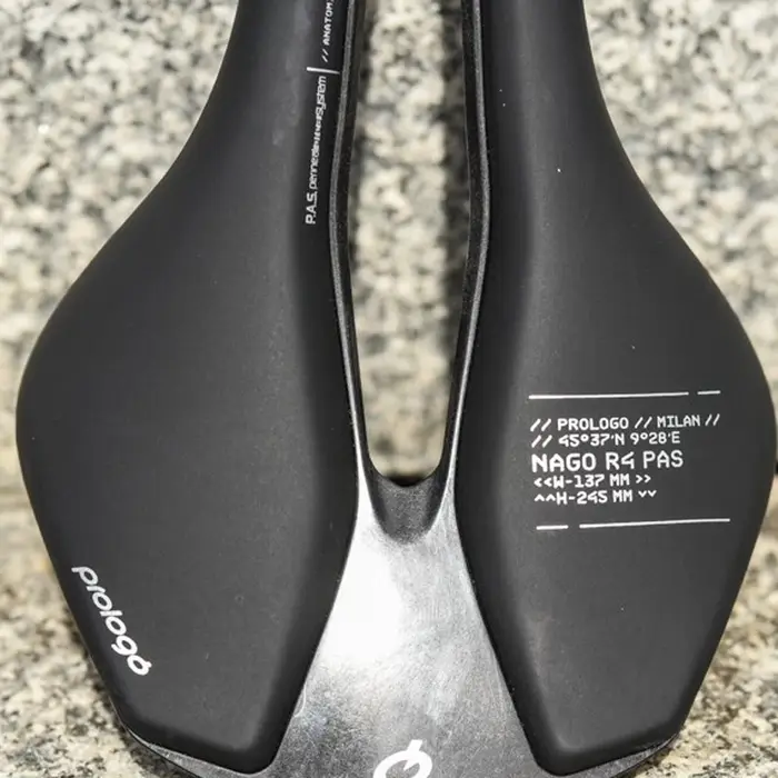 Selle de vélo Prologo Nago R4 PAS 245x147mm 245x137mm avec rail Tirox en acier T2.0