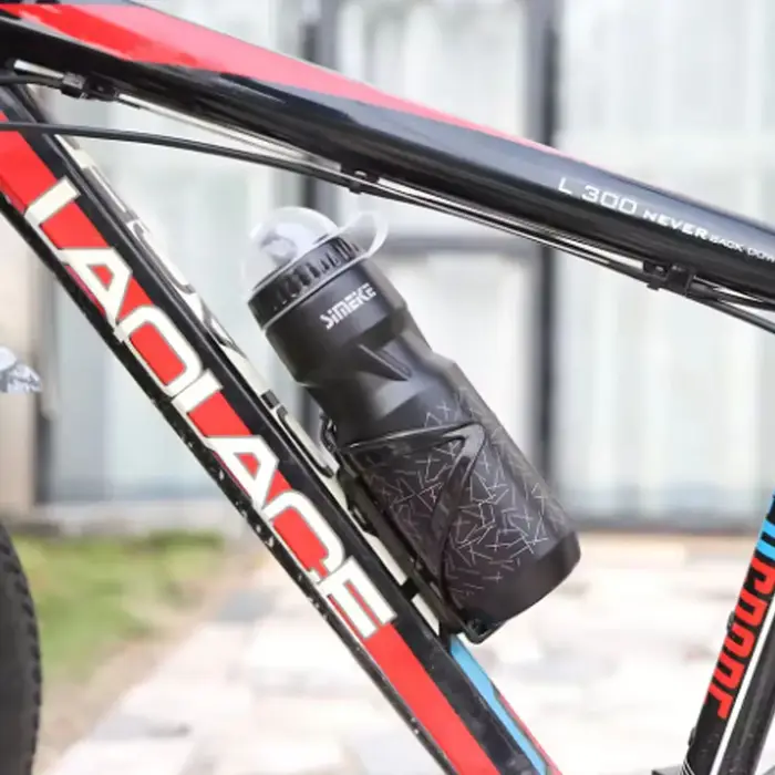 Porte-bidon de vélo universel avec bouteille d'eau de 750 ml
