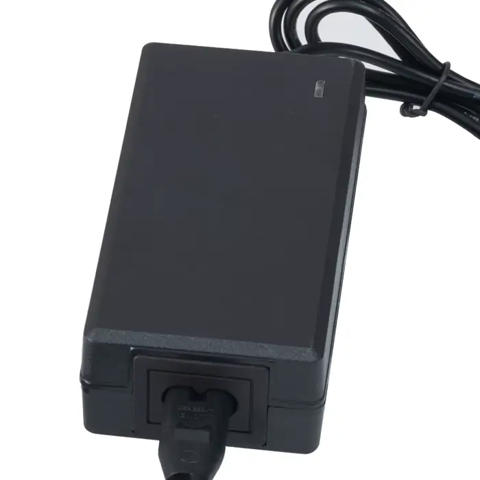 Chargeur de batterie pour trottinette électrique 42V 1.5A